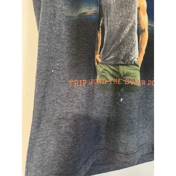 2018 Kenny Chesney Tour Concert Merch Shirt  Tshirt trip around the sun *read* - Picture 3 of 7